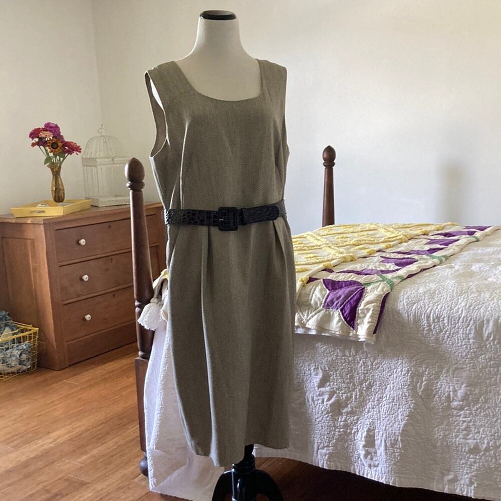 Kathy Roberts Beige Sheath Dress W/Belt, Size 18